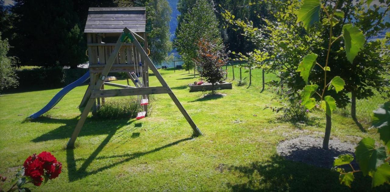 ボーデンスドルフゼイイドル ヴィンクラーアパートメント エクステリア 写真